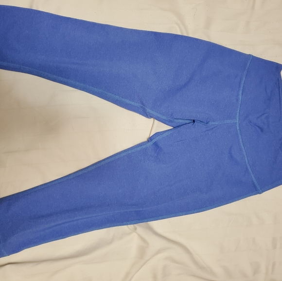Blue workout capris - Picture 1 of 2